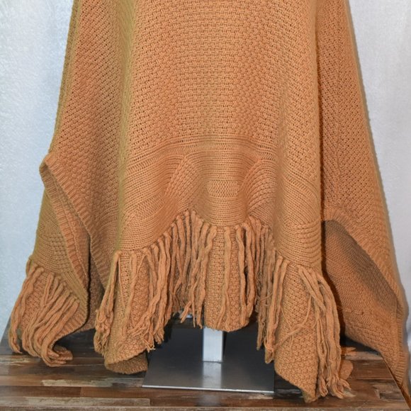 🤗315-UR Powerful ❤️~Coldwater Creek~Butterscotch Poncho - Picture 5 of 7